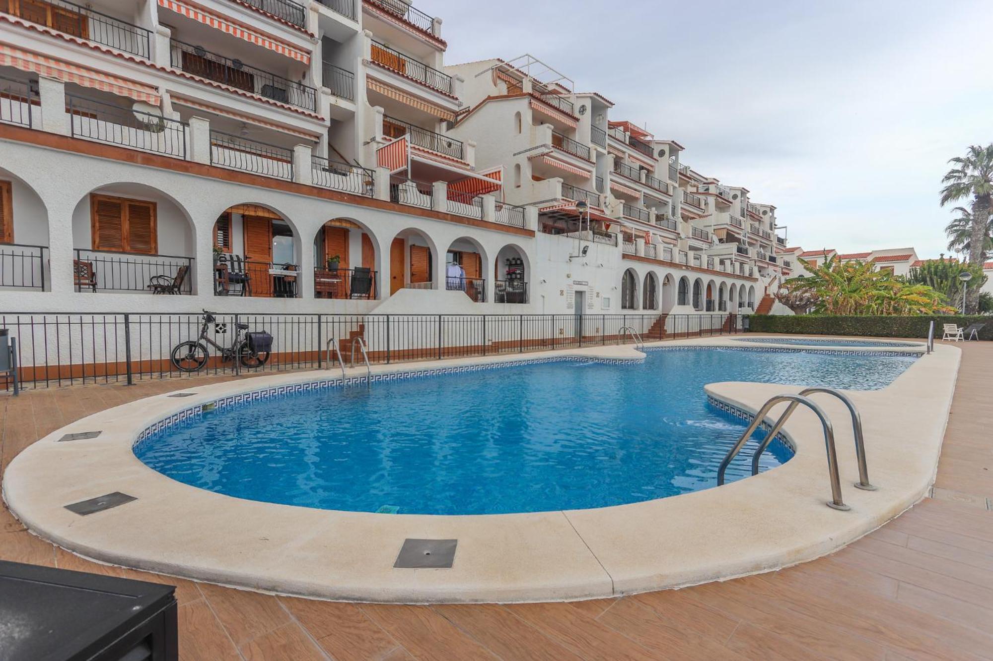 022 - Las Palmeras III - 001 - Comfortholidays Санта-Пола Екстер'єр фото